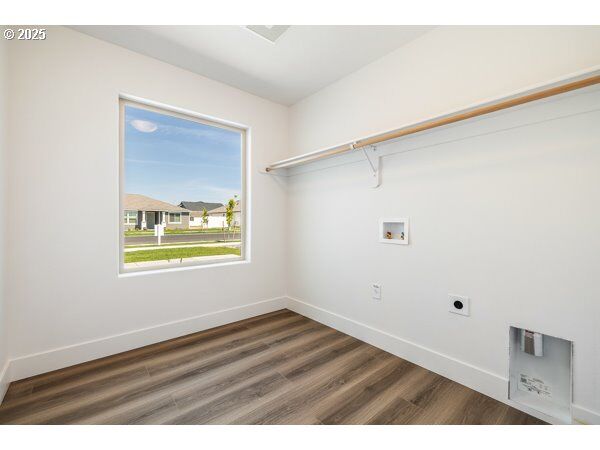 Property Photo: 303 Sage St OR 97818