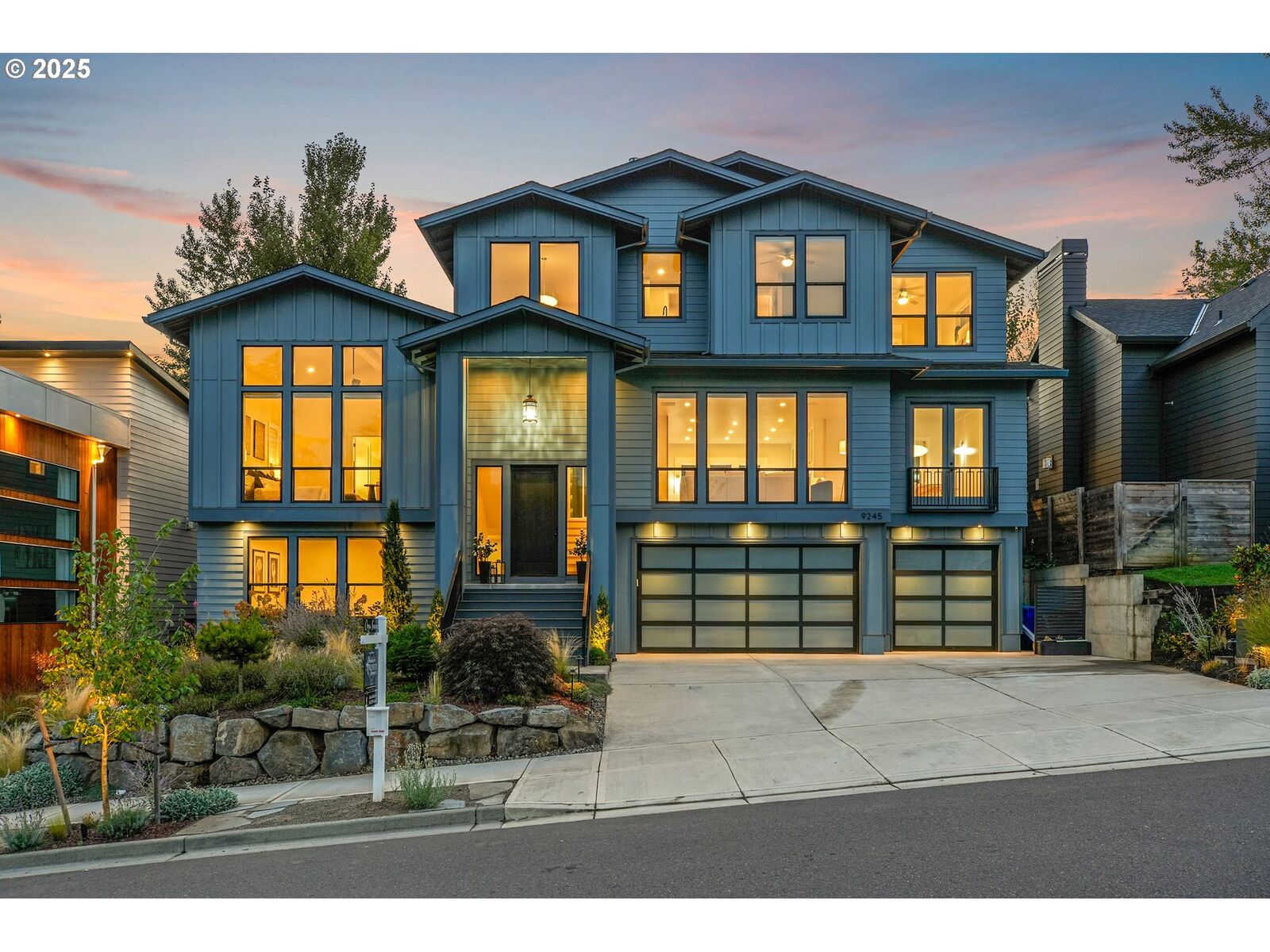 Property Photo: 9245 SE Spyglass Dr OR 97086