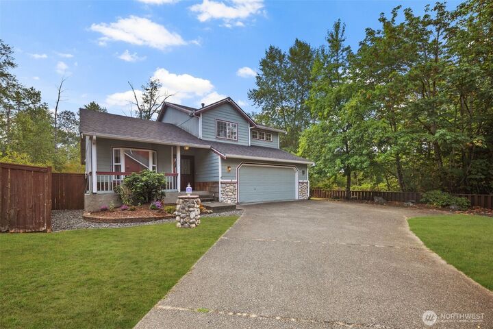 Property Photo:  17023  121st Avenue E  WA 98374 