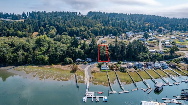 Property Photo:  0 Xxx  Sandy Hook Drive  WA 98236 