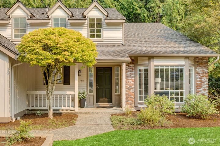 Property Photo:  20418 NE 41st Street  WA 98074 