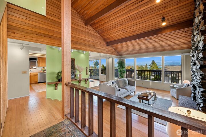 Property Photo:  214  Bayside Road  WA 98225 