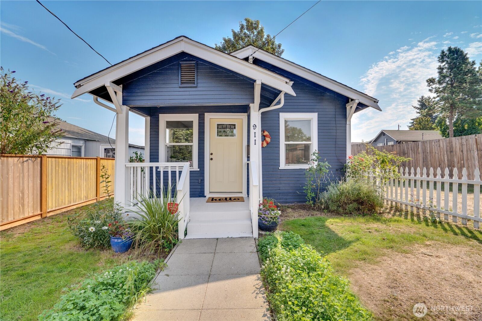 Property Photo: 911 Hunt Avenue S WA 98390