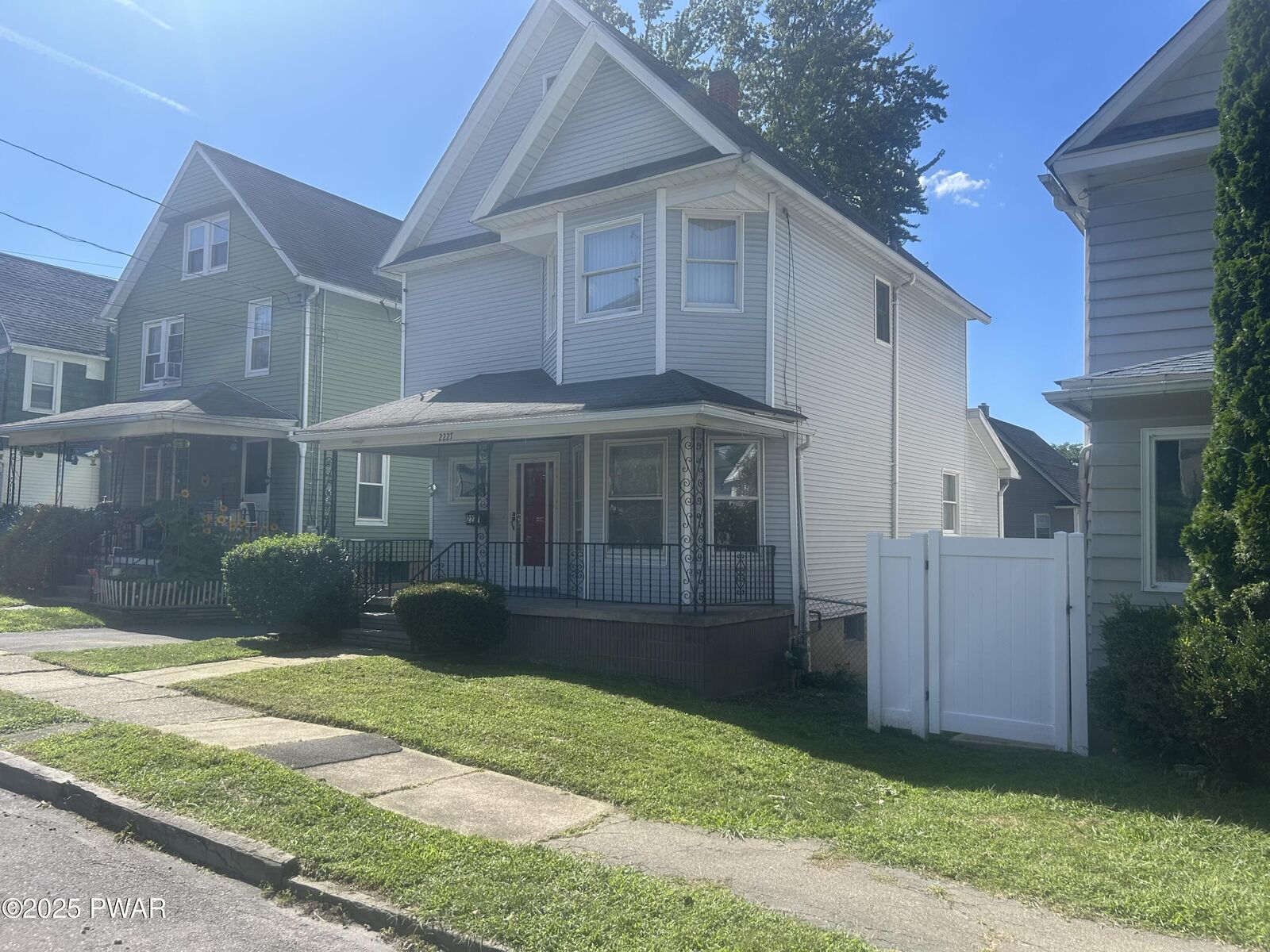 Property Photo:  2227 Capouse Avenue  PA 18509 