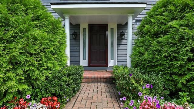 Property Photo:  3482 Oak Park Drive  MI 48176 