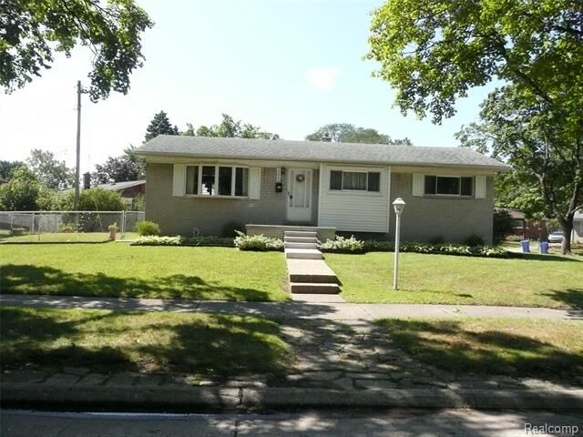 Property Photo:  22969 N Brookside Drive  MI 48125 