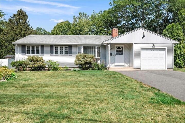 414 Knollwood Drive  Woonsocket RI 02895 photo
