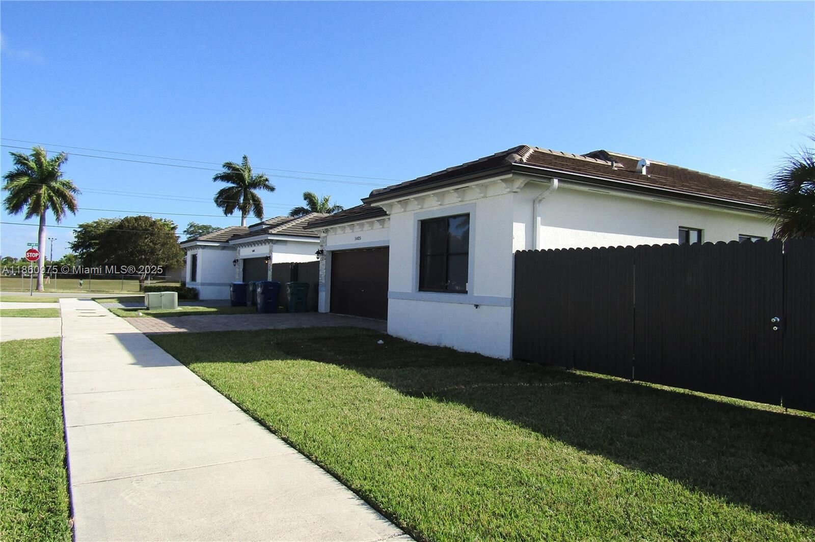 Property Photo: 16825 SW 109th Pl FL 33157