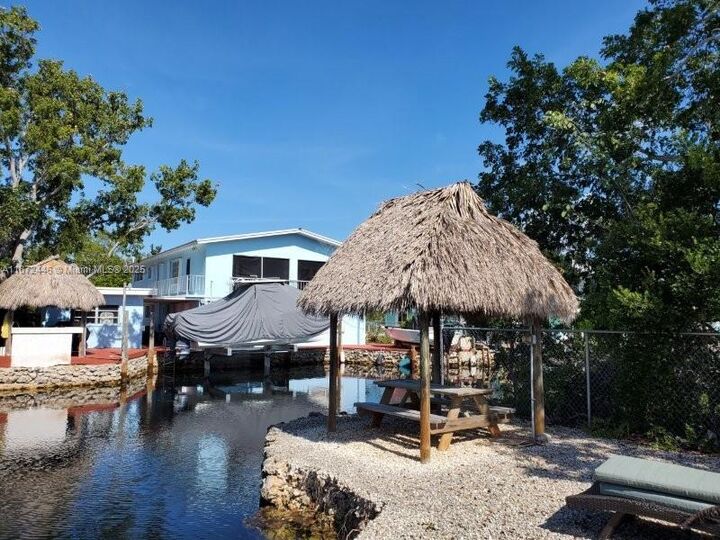 Property Photo:  135 Peace Ave  FL 33070 