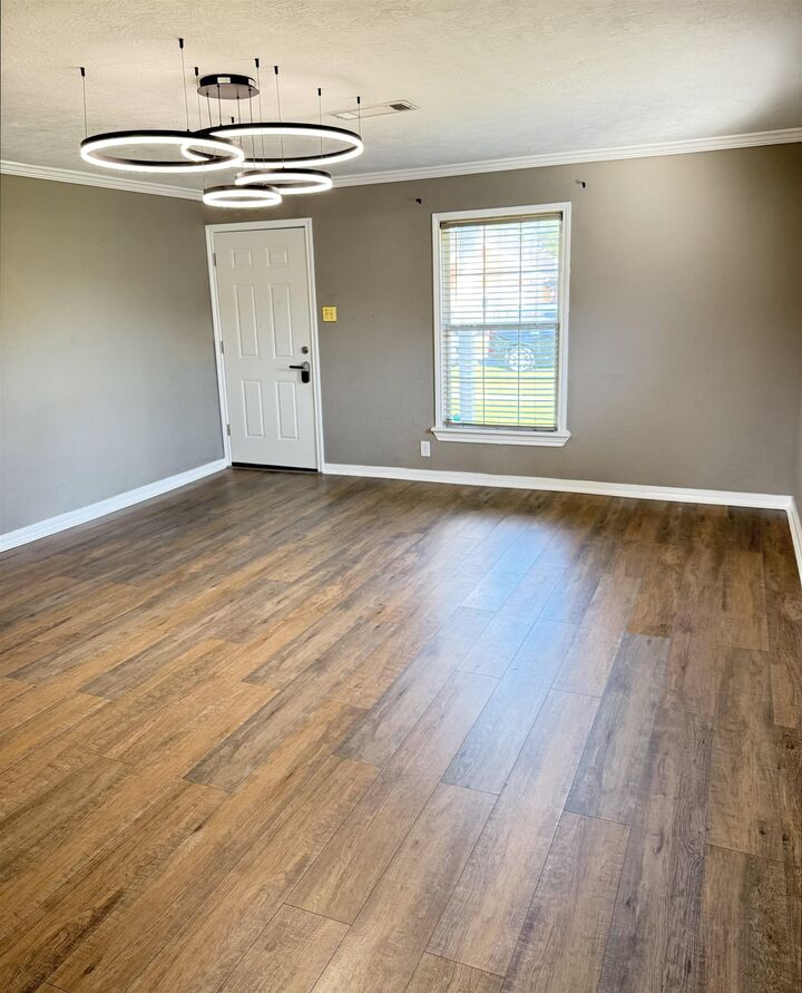 Property Photo:  6540 Verde St  TX 77619 