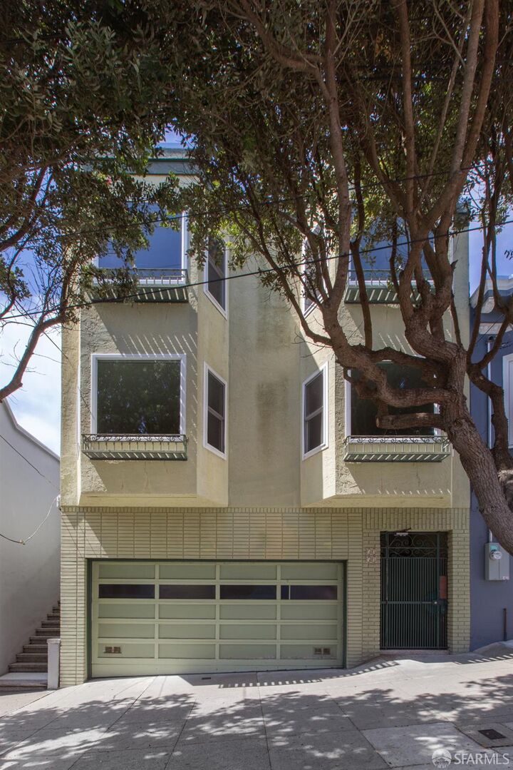 Property Photo: 51-53 Wood Street CA 94118
