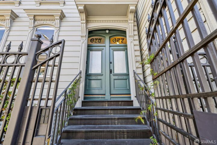 Property Photo: 675-677 Ivy Street CA 94102