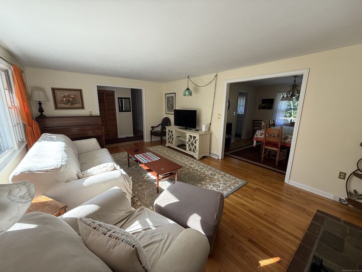 Property Photo:  475 Saw Mill Road  CT 06437 