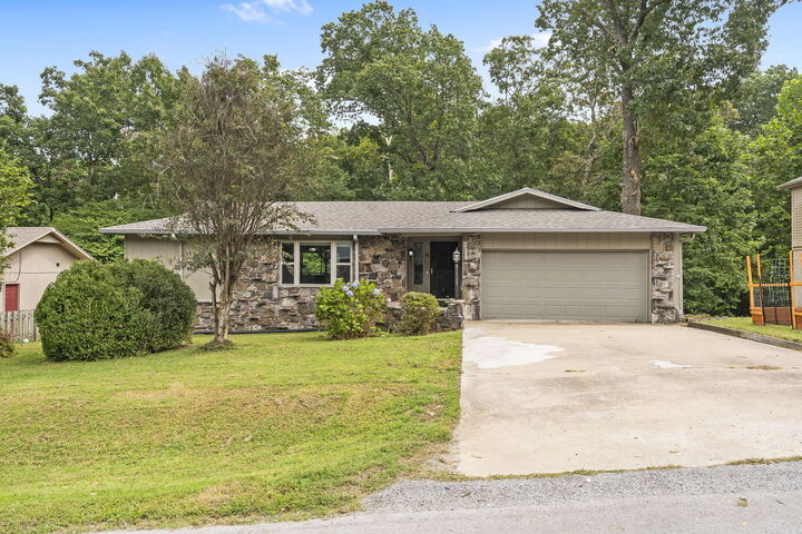 8 Adams Lane  Bella Vista AR 72715 photo