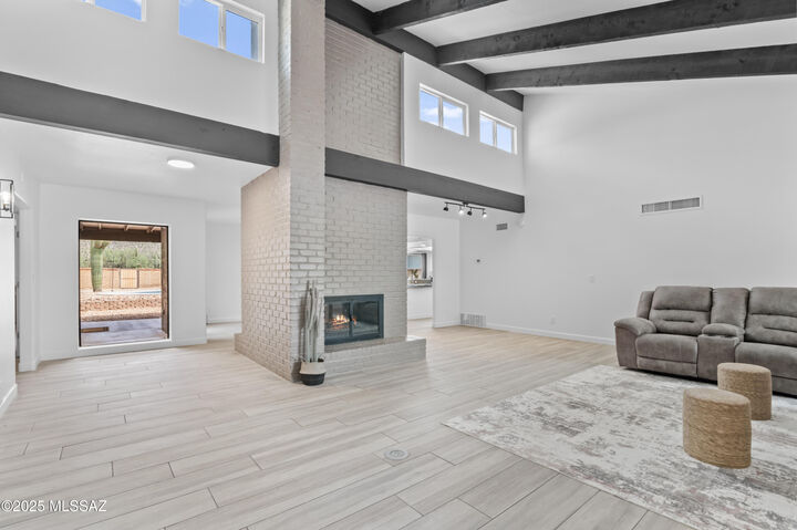 11401 Placita Madre  Tucson AZ 85749 photo