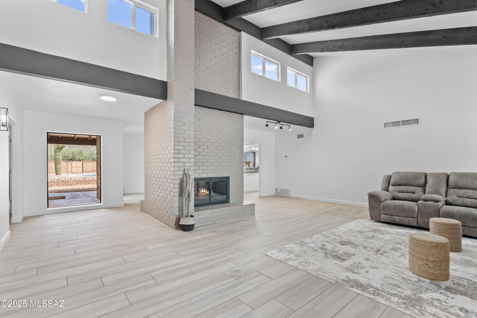 Property Photo:  11401 Placita Madre  AZ 85749 