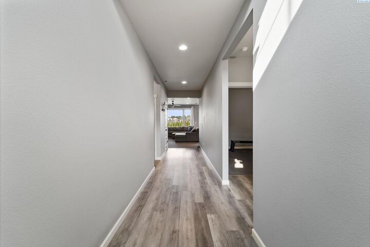 Property Photo: 5201 Raleigh Dr WA 99301
