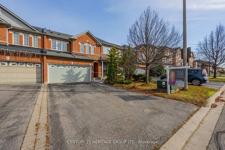 Property Photo:  114 Millcliff Circle  ON L4G 7N9 