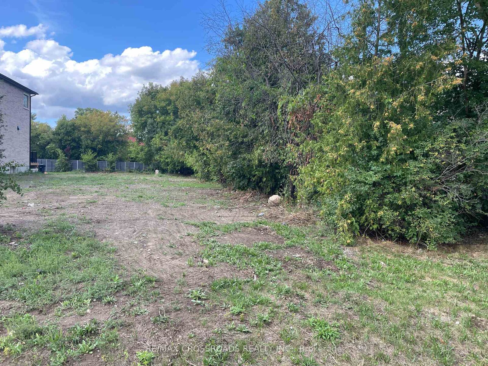 Photo de la propriété:  14 Euclid Avenue  ON M1C 1J6 