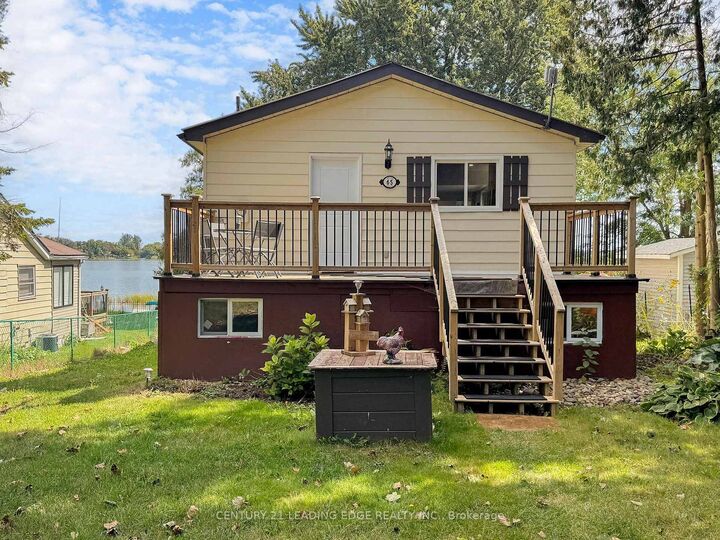 Photo de la propriété: 65 Druan Drive ON L9L 1B6