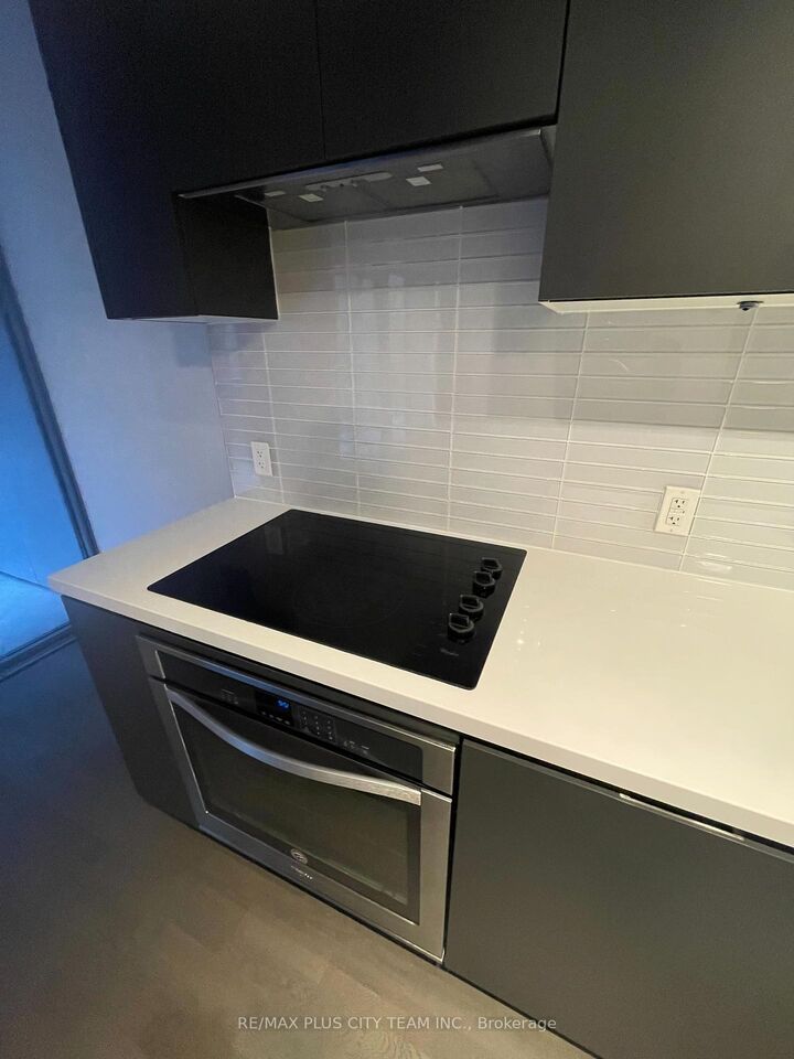 Property Photo: 60 Colborne Street 201 ON M5E 0B7