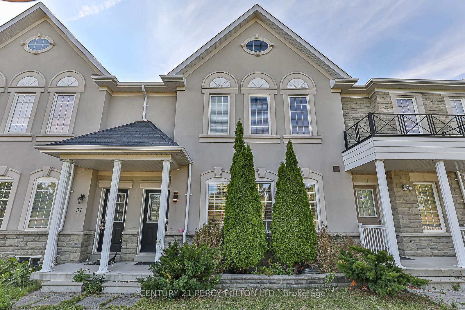 Property Photo: 29 Vettese Court ON L6B 0V6