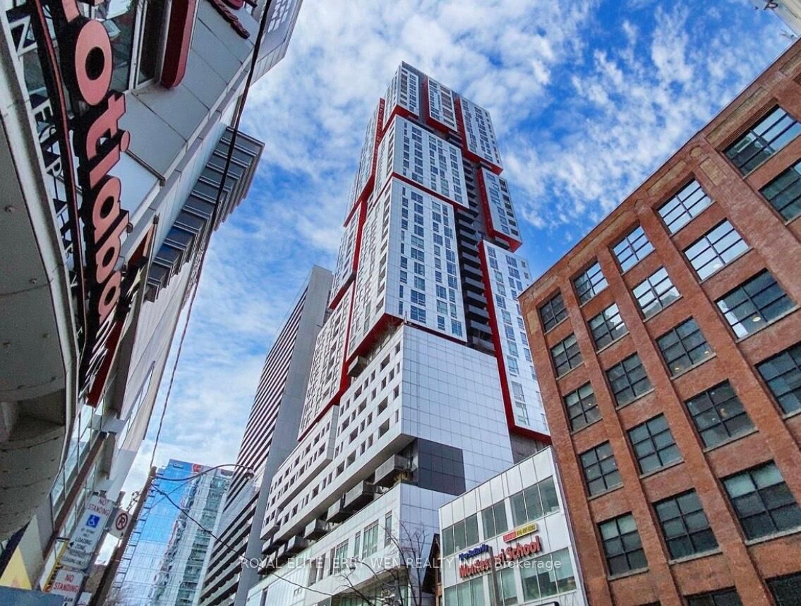 Photo de la propriété:  318 Richmond Street W 911  ON M5V 0B4 
