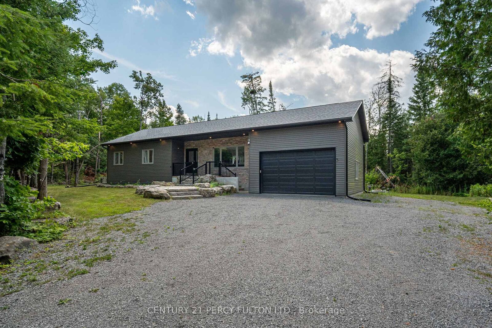 Property Photo: 2196 McCrackens Ldg Road ON K0L 2H0