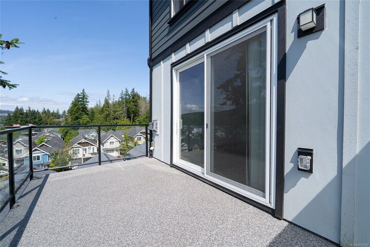Property Photo: 900 Turnstone Ridge BC V9C 2Y4