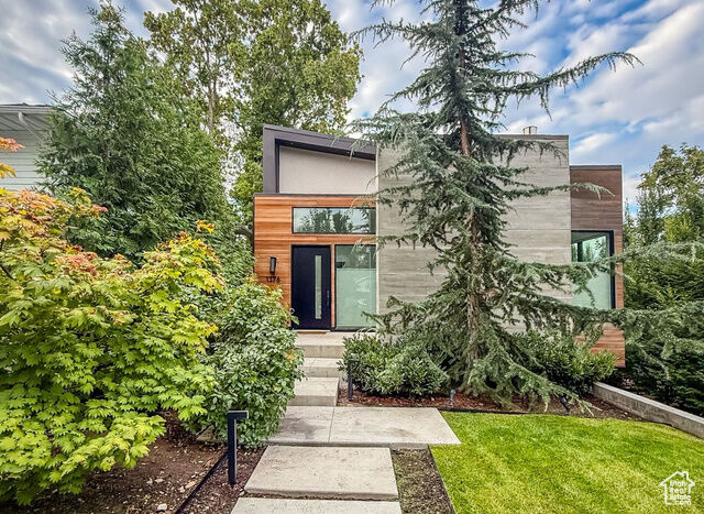 Property Photo:  1176 E Princeton Ave  UT 84105 