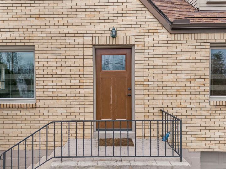 Property Photo:  216 Coral  PA 15241 