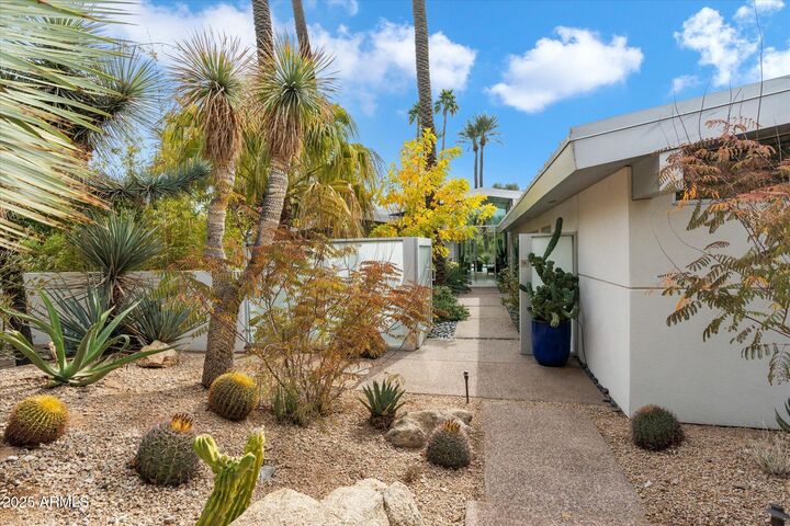 Property Photo: 8517 N 48th Place AZ 85253