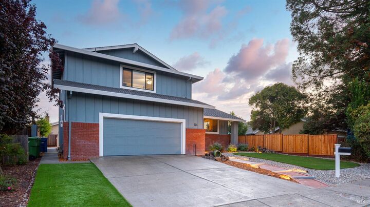 Property Photo:  724 Garfield Drive  CA 94954 