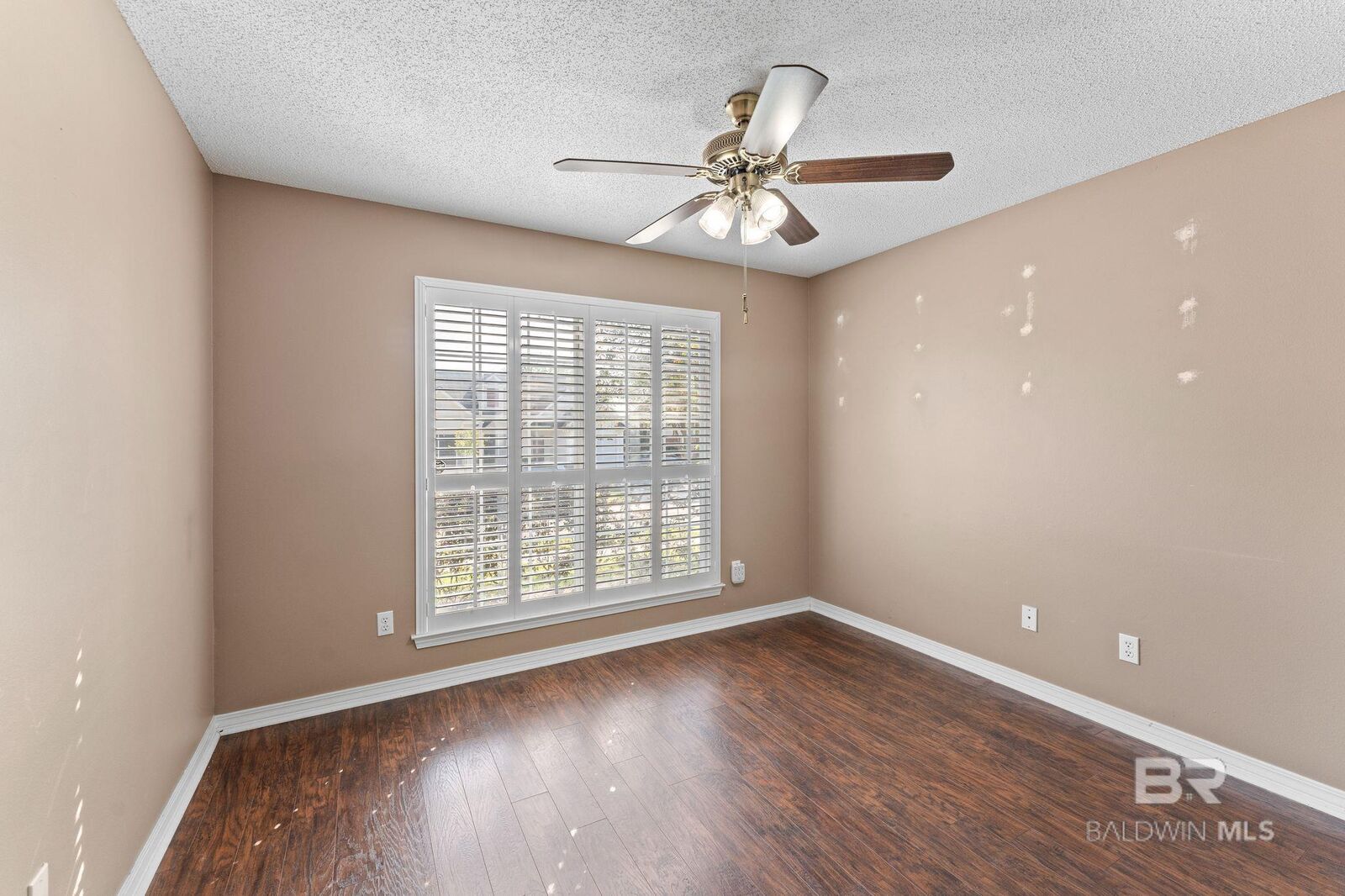 Property Photo: 644 Spring Lake Court AL 36695