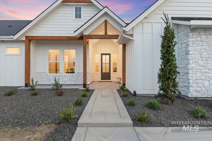 9580 S Prairie Falcon Ave.  Nampa ID 83686 photo