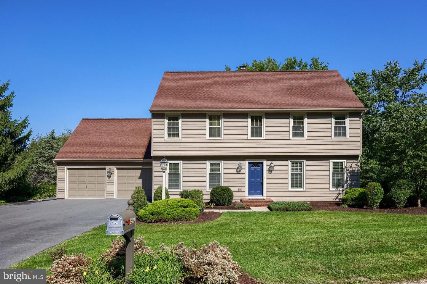 Property Photo:  849 Aylesbury Drive  PA 17601 