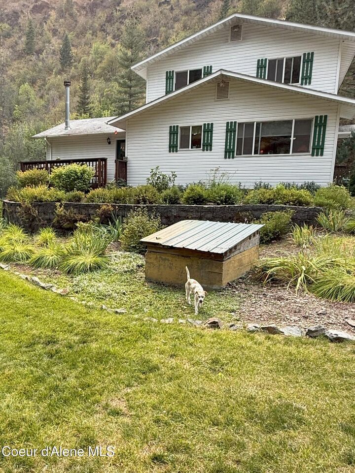 Property Photo: 1247 Montgomery Gulch Rd ID 83837