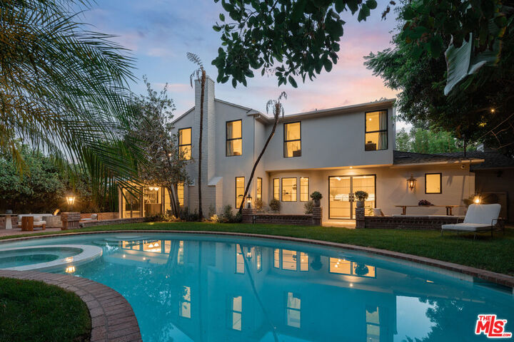 1364 Londonderry Pl  Los Angeles CA 90069 photo