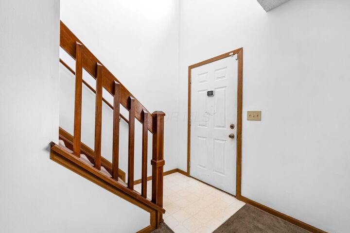 Property Photo: 4207 Crosspointe Drive OH 43207