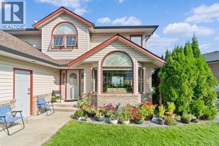 Property Photo: 2121 3 Avenue Southeast BC V1E 1K1