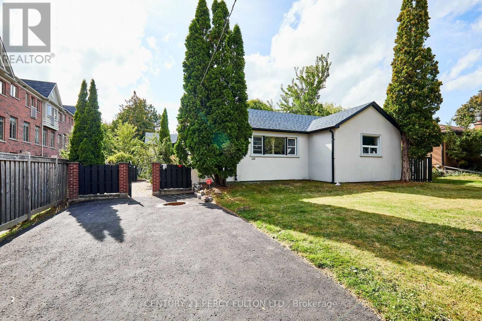 Property Photo: 132 Old Harwood Avenue ON L1T 4W4