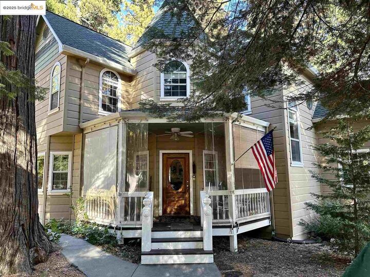 Property Photo:  19232 Highlander  CA 95383 