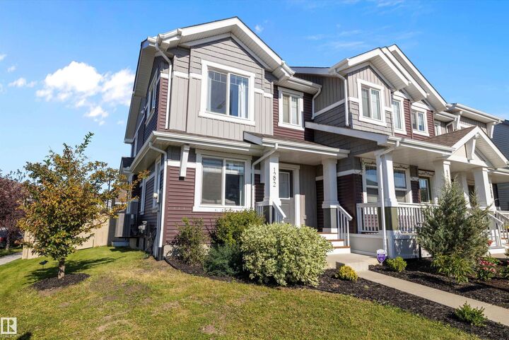 Property Photo: 1292 Chappelle Boulevard SW AB T3W 3S1