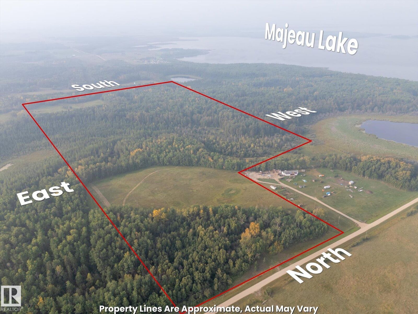 Property Photo:  Twp Rd 572A Hwy 33  AB T0A 1N6 