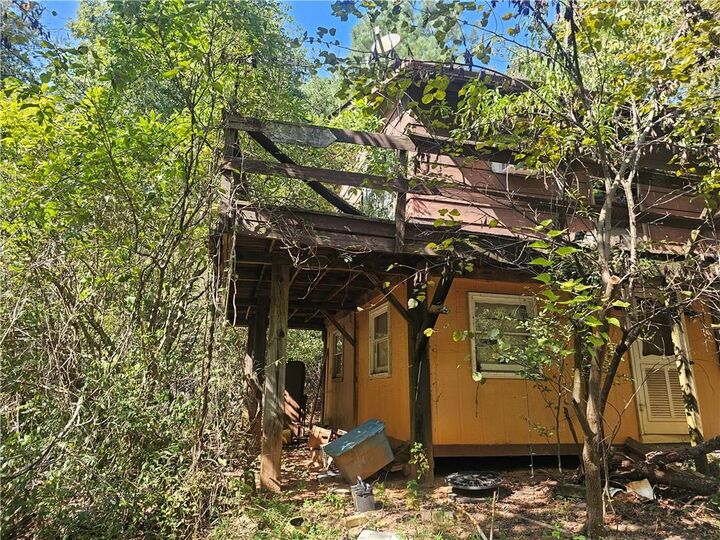 Property Photo: 1394 Spring Place Road GA 30171