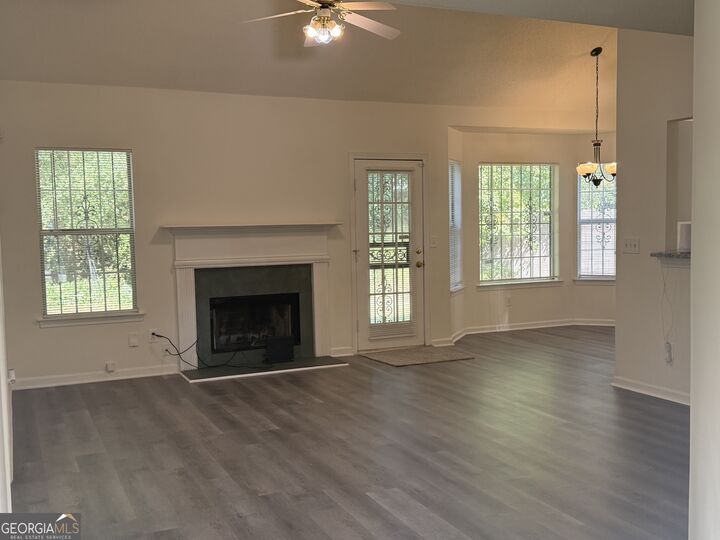 Property Photo: 5689 Isleworth Way GA 30349