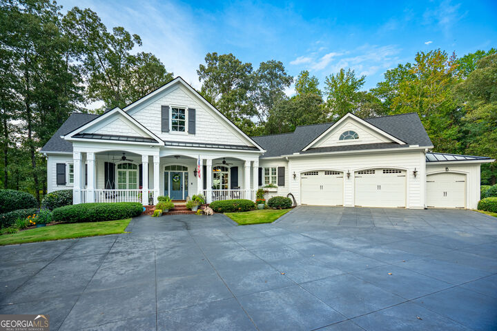Property Photo:  511 Brae Burn Court  AL 36863 