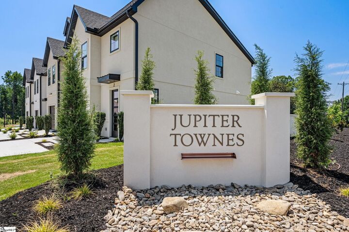 3 Taverly Drive  Greenville SC 29605 photo
