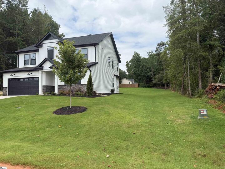Property Photo:  24 Criss Drive  SC 29673 