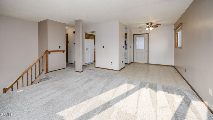 Property Photo: 1113 Chestnut Lane ND 58523
